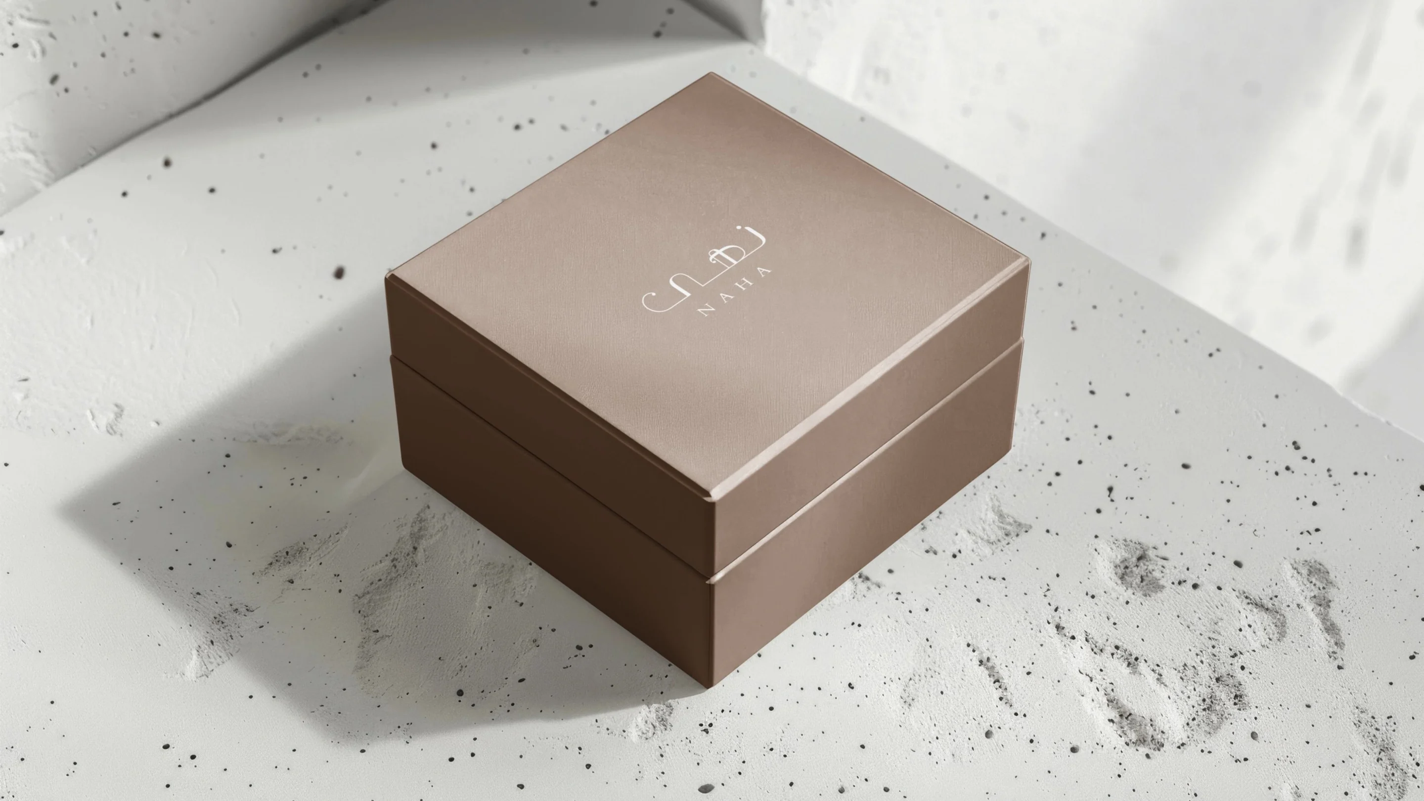 Naha signature gift box